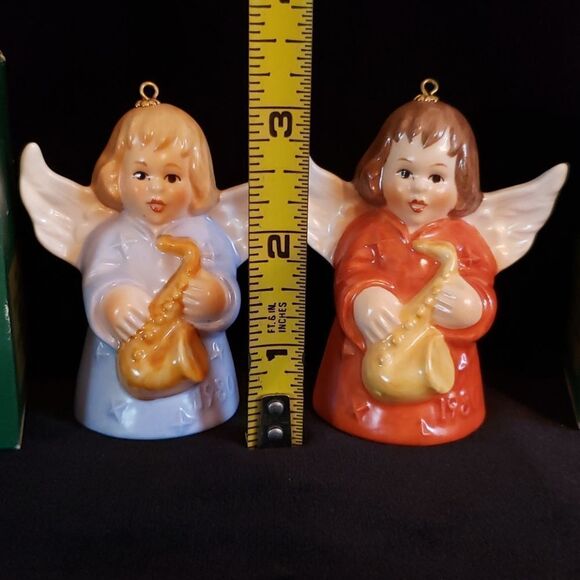 Pair of Vintage Goebel Angel Bell Ornaments 1980 - Picture 11 of 13